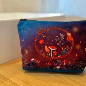 Märchenhafte-Schminktasche-Zauberwelt