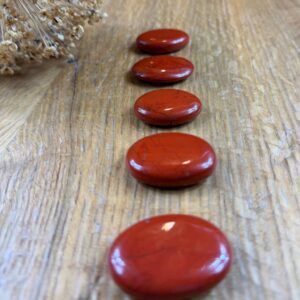 heilstein jaspis rot scheibenstein naturstein