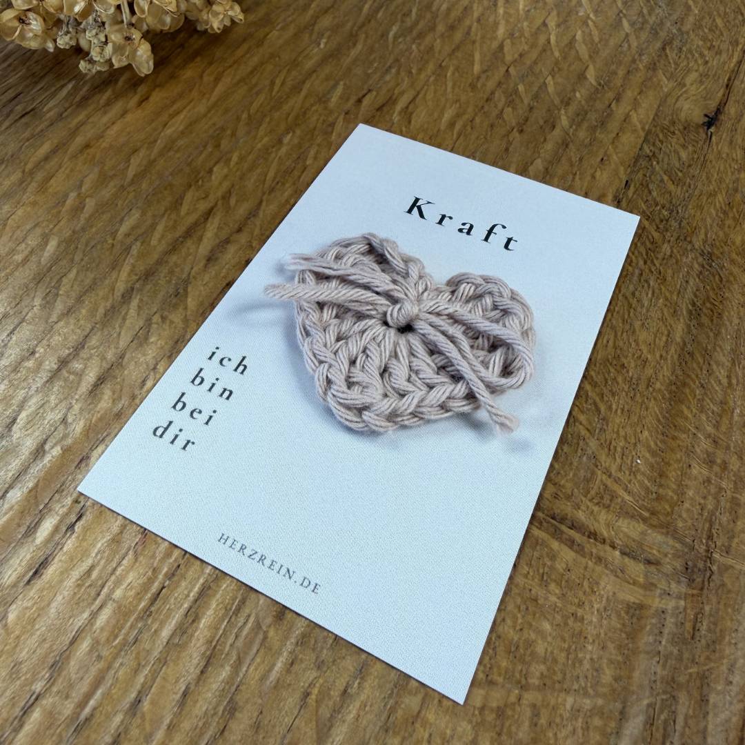 Herzreinkarte Kraft mit Taschenherz als Geschenkidee