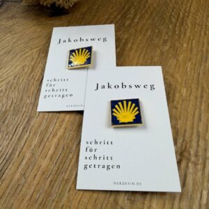 Detailansicht Muschel Pin auf Jakobsweg Karte